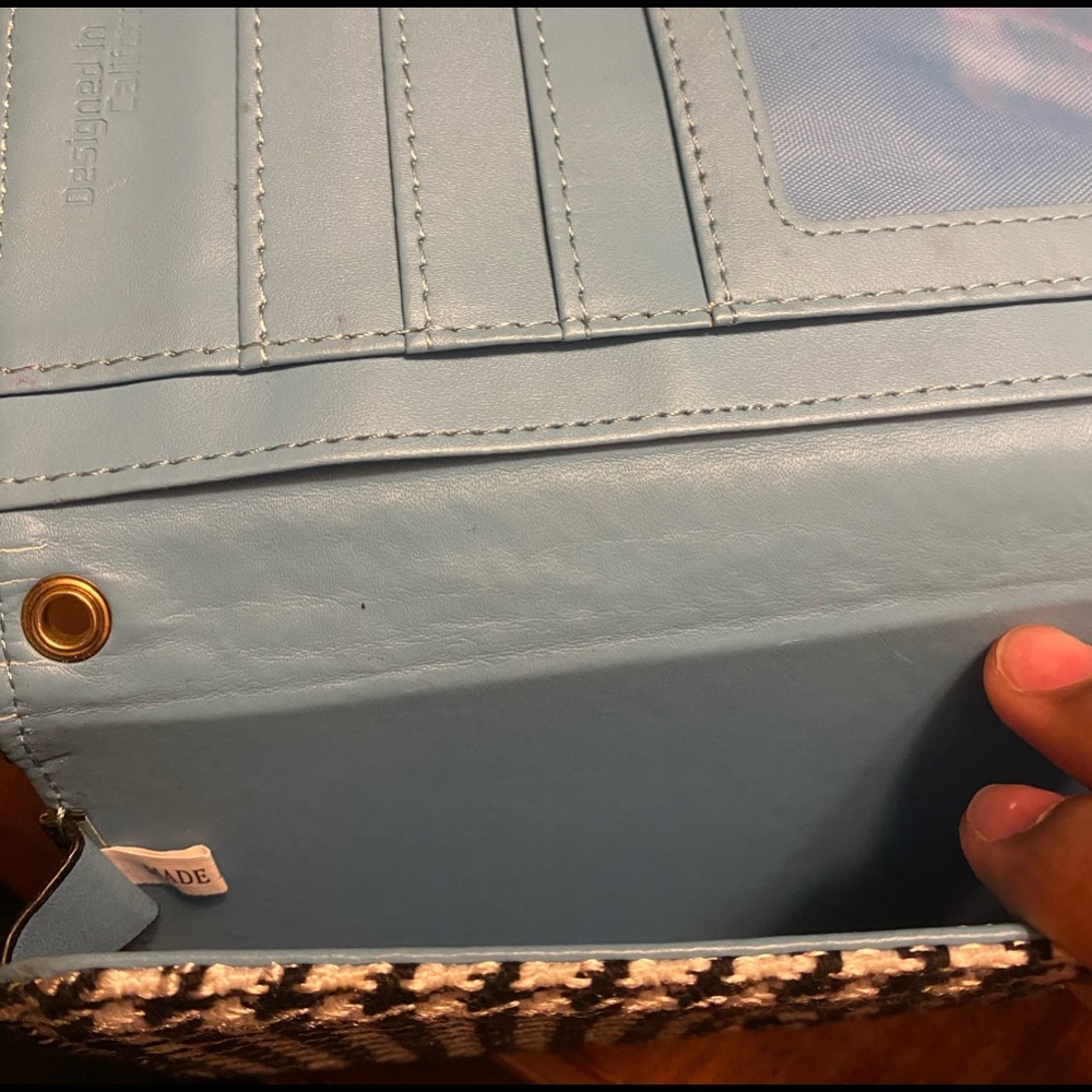 Small purses, wallets - Picture 8 of 10